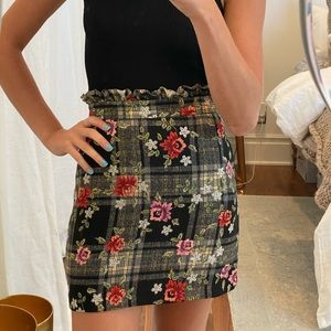 B&W Gingham Rose Mini Skirt
